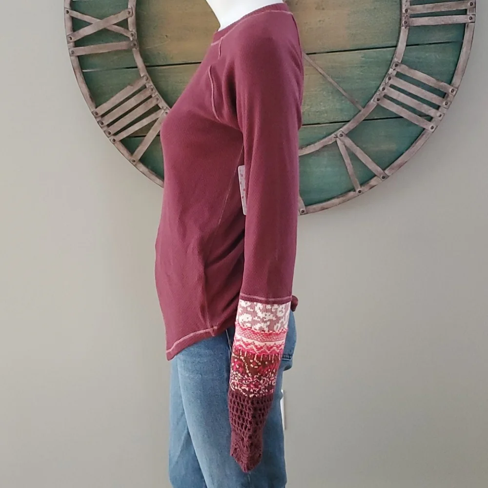 Free People in the mix cuff top